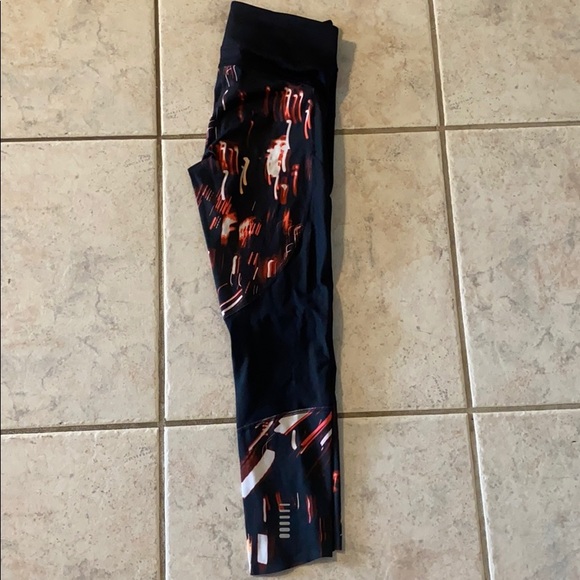 Compression leggings - Picture 2 of 3